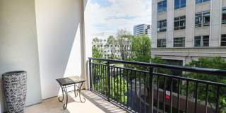 Piedmont Row Condo! Gallery 21