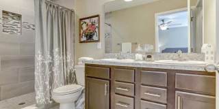 1308 LAKE SHORE Boulevard Gallery 7