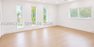 13005 Zambrana St Gallery 8