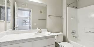 Sedona at Lone Mountain Apartments Gallery 32
