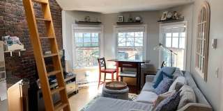 1 Bed 1 Bath condo in the Gaslight District. Roof Deck!! Gallery 1