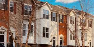 Amazing Apple Valley Townhome 4bd 3.5 Bath!!! Gallery 1