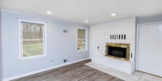 9409 CROOM ACRES Drive Gallery 5