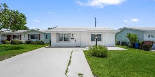 142 NW 10th Ct 142 NW 10th Ct Gallery 3