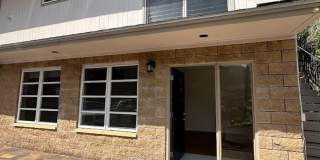 Nuuanu Pali Ground floor 3 bed, 1 ba including utilities and parking stall, pet negotiable Gallery 1