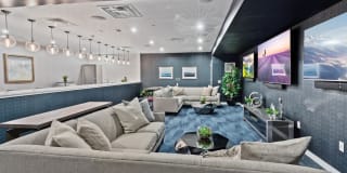 The Quincy Gallery 13