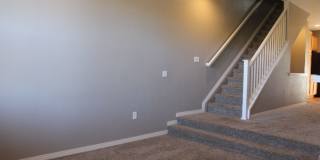 Stonegate Townhouse w/ 3 br/3 1/2 baths!! Gallery 9