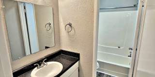 Avalon Cove Townhomes Gallery 47