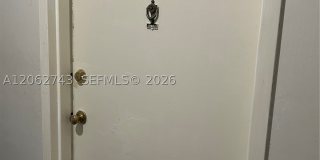 1225 NE 124th St Gallery 6