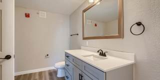Rise Creekside Gallery 29