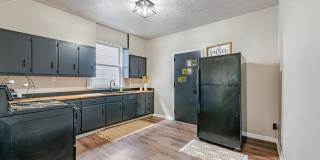Beautiful 3 bedroom home in Aliquippa available August 1! Gallery 8