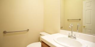 Charming Three Bedroom Napa Home Close to Queen of the Valley Medical Center Gallery 17