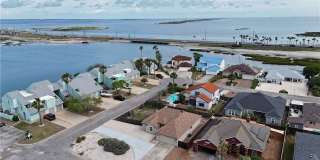 13702 Seahorse Gallery 5