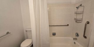 A Fabulous 3 Bedroom Townhome Centrally located. Gallery 34
