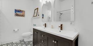 1733 W Crystal Street Gallery 12