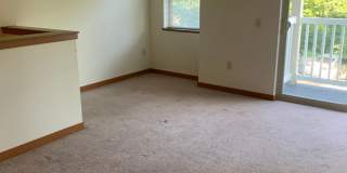 One bed, one bath upper with attached garage Gallery 13