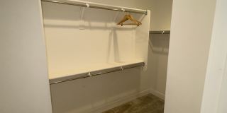 4214 S 58th Ln 4214 S 58th Ln Gallery 1