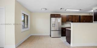 7604 SW 10th Ct Gallery 4