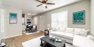 Oaks at Medical Center Gallery 9