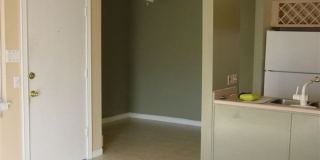 Great location off 2nd and Sable near 6th and I-225 and Aurora Mall Gallery 9