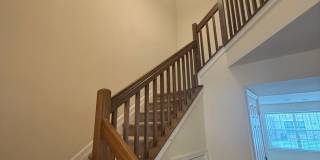 FOR RENT-Available Now! 3 Bed / 2.5 Bath Town-home Gallery 8