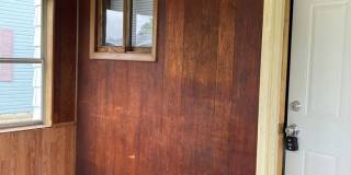 Charming 3 bedroom 1 bath Gallery 4