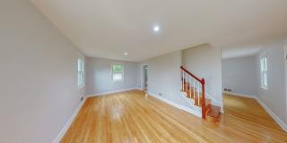 Close in Silver Spring UPDATED 3 bed + 2 BA Gallery 3