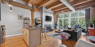 2201 W Wabansia Avenue Gallery 3