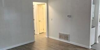 702 N 70th St Gallery 4
