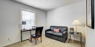 Greenwood Oaks Townhomes Gallery 16