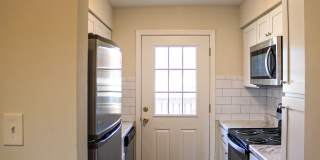 Edgewater East Gallery 7