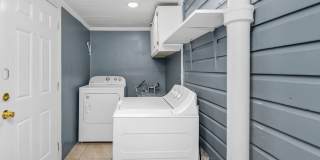 Charming 2 Bedroom Home, close to USC & located on a Large Lot! Gallery 15