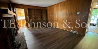 Spacious One Level Home with Den, Granite Kitchen Island, and 2 Car Carport Gallery 26