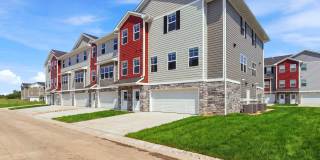 Brand New 2 Bedroom Townhome | Attached 2-Stall Garage | Big Ben Townhomes - Cedar Rapids Gallery 1