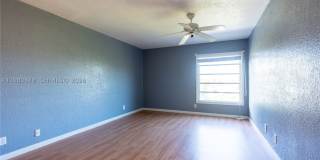 430 Commodore Dr Gallery 17