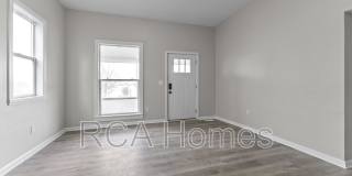 2912 North Kenwood Avenue - 2912 N Kenwood Gallery 8