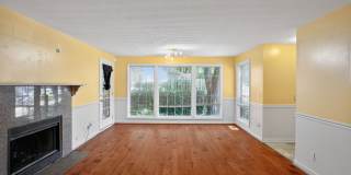 Charming 2BR Condo in Sandy Springs Gallery 8