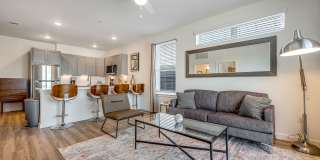 East 9th Apartments Gallery 6