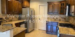 3 Bed | 2 Bath | Jenks Gallery 10