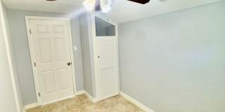 New Rental! Updated 2-bedroom located in a Southside Neighborhood! Gallery 10