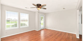 3-Bedroom, 1 Bath Single Family for Rent in Grain Valley, MO | Attached Garage & Modern Kitchen Gallery 3