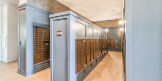 Varenna Lakeside Gallery 22