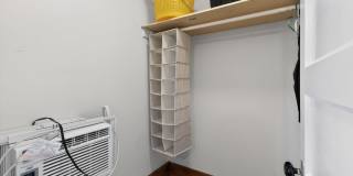 Charming 2BR apartment in Newport Gallery 29