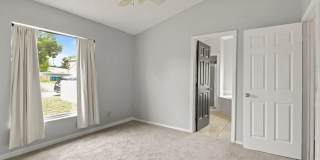 Winter Park 3 bedroom steps to shopping, dining. Gallery 17