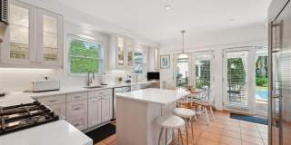 24 Jennings Avenue Gallery 13