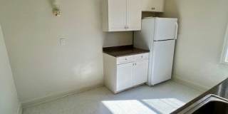 1 Larchmont Acres Gallery 4