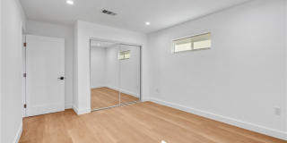 18221 Chatsworth Gallery 18