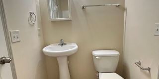 4 bedroom/2.5 bathroom in Savannah, GA Gallery 14