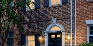 508 TOBACCO Quay Gallery 31