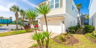 Welcome to Coastal Living at its Finest! Gallery 47